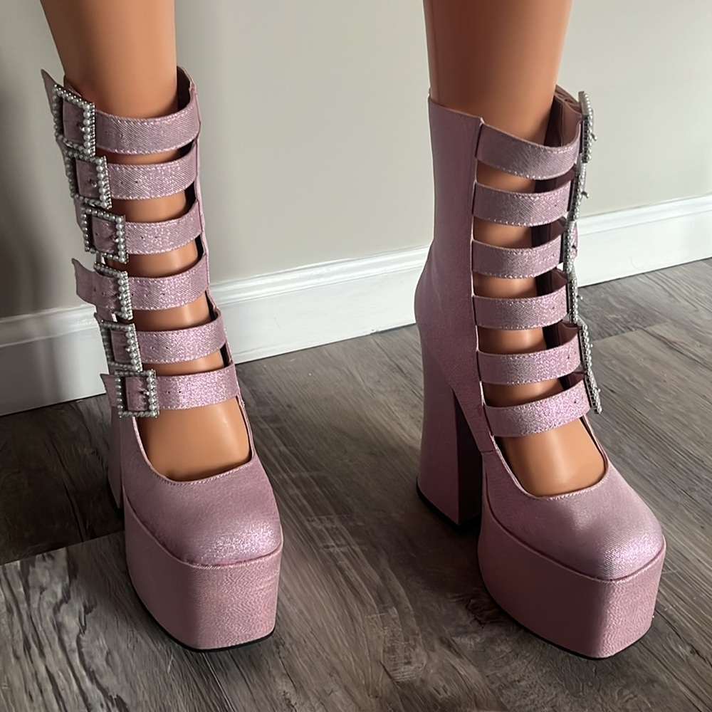 ‼️NWT‼️Dolls Kill X Sugar Thrillz Pink Platform Ankle Boots Size 8 - Picture 3 of 12